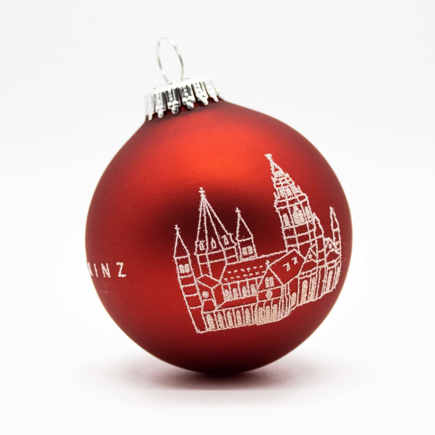 Rote Christbaumkugel mit Zeichnung des Mainzer Doms, dekorativer Weihnachtsschmuck.
